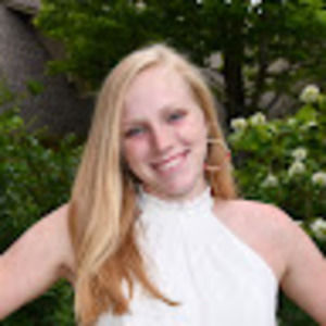 Meet your Posher, Caroline